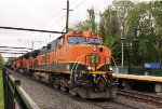 BNSF 961 leads K143